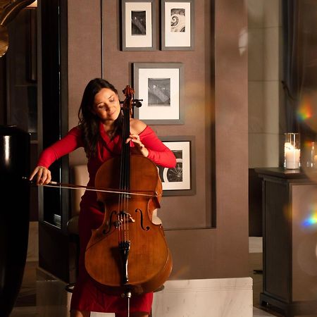 Fairmont Riyadh Exterior photo Cellist and singer