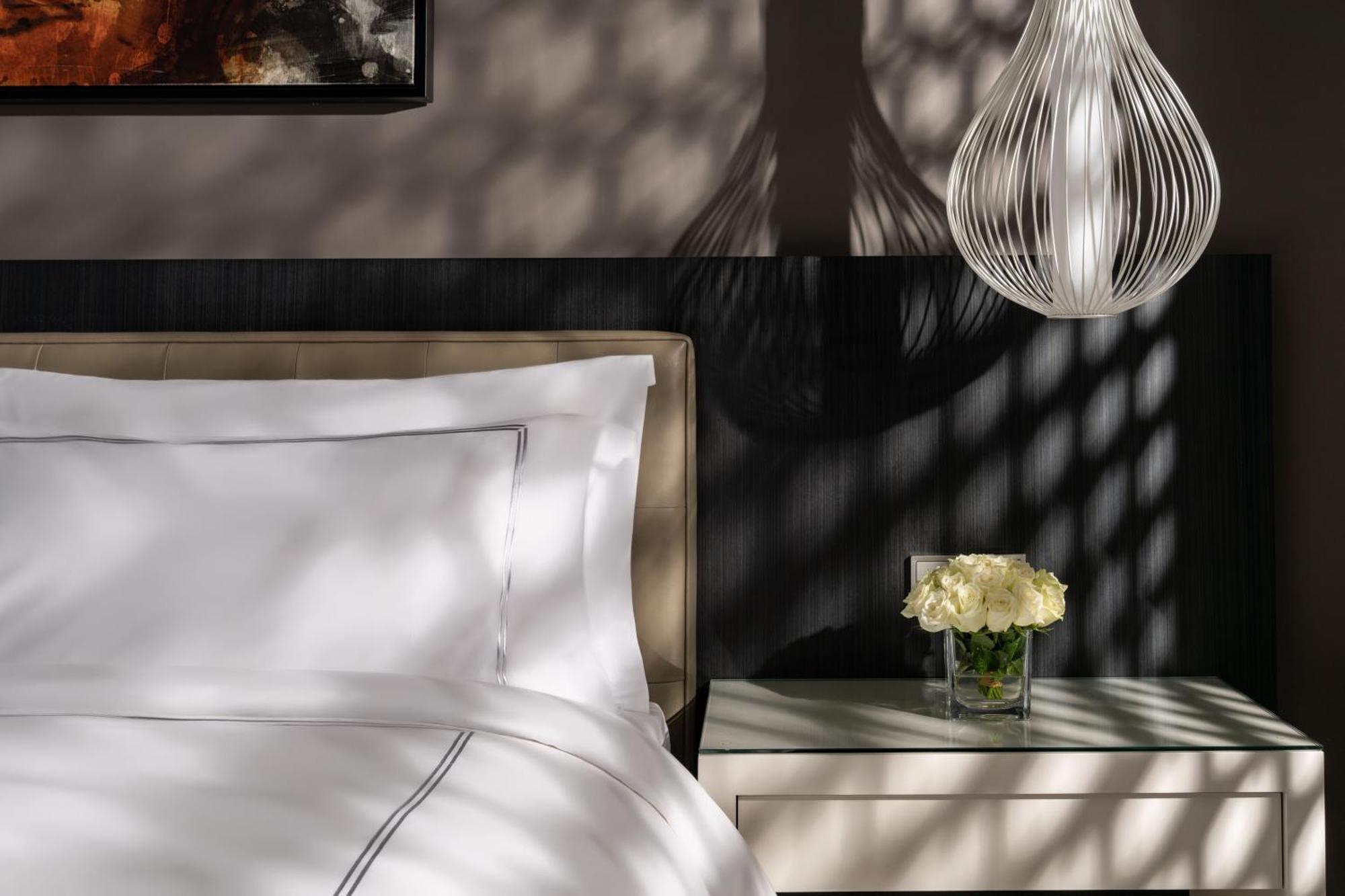 Fairmont Riyadh Exterior photo A guest room at The St. Regis Dubai