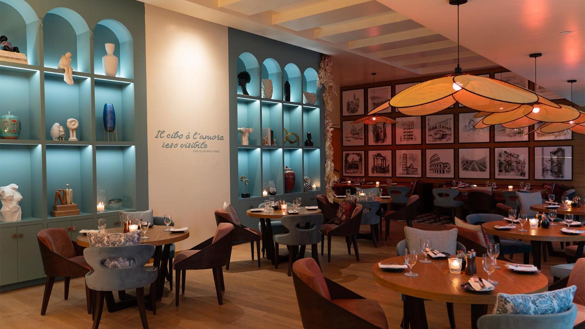 Fairmont Riyadh Exterior photo Restaurant interior