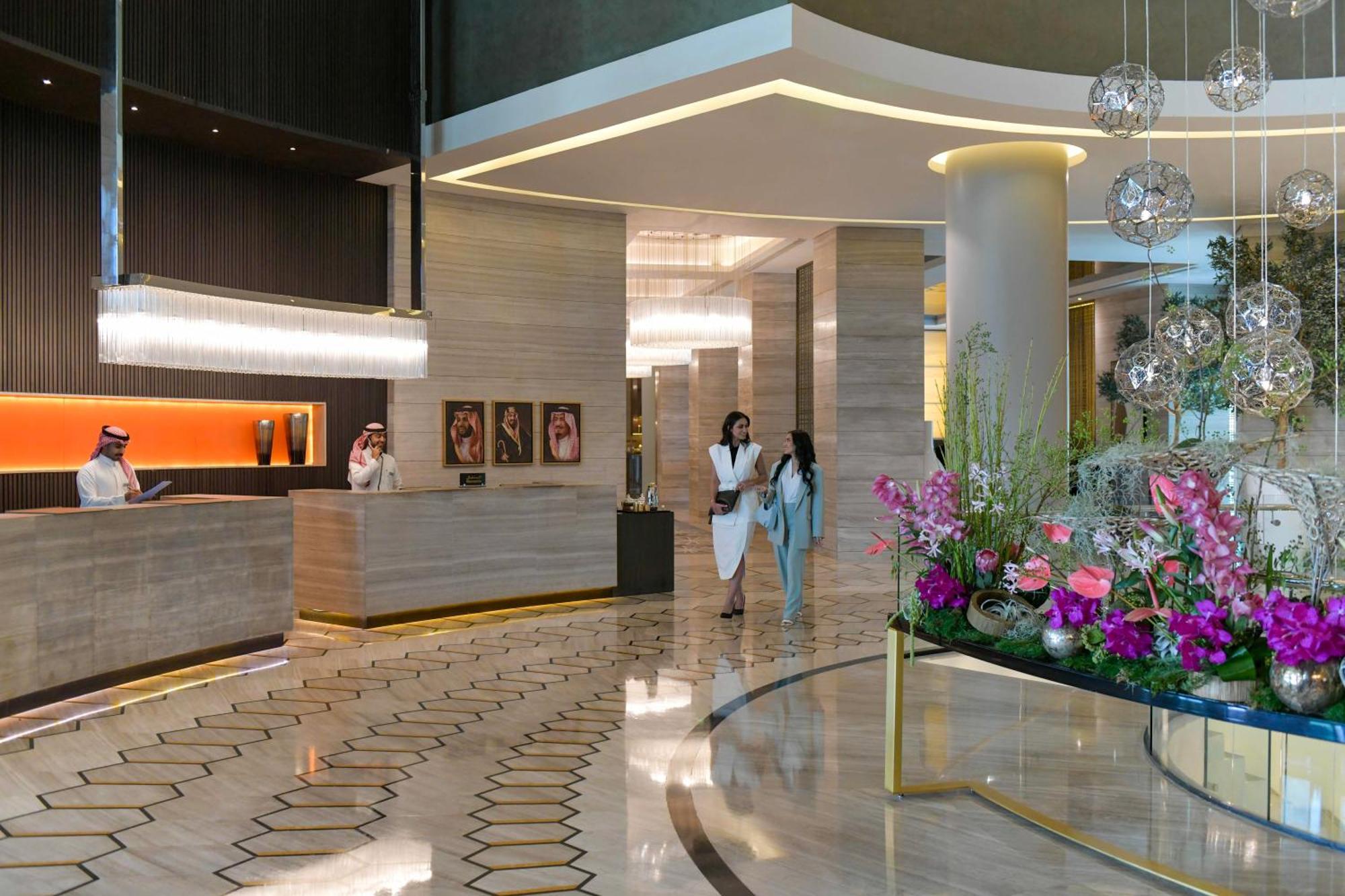 Fairmont Riyadh Exterior photo Lobby